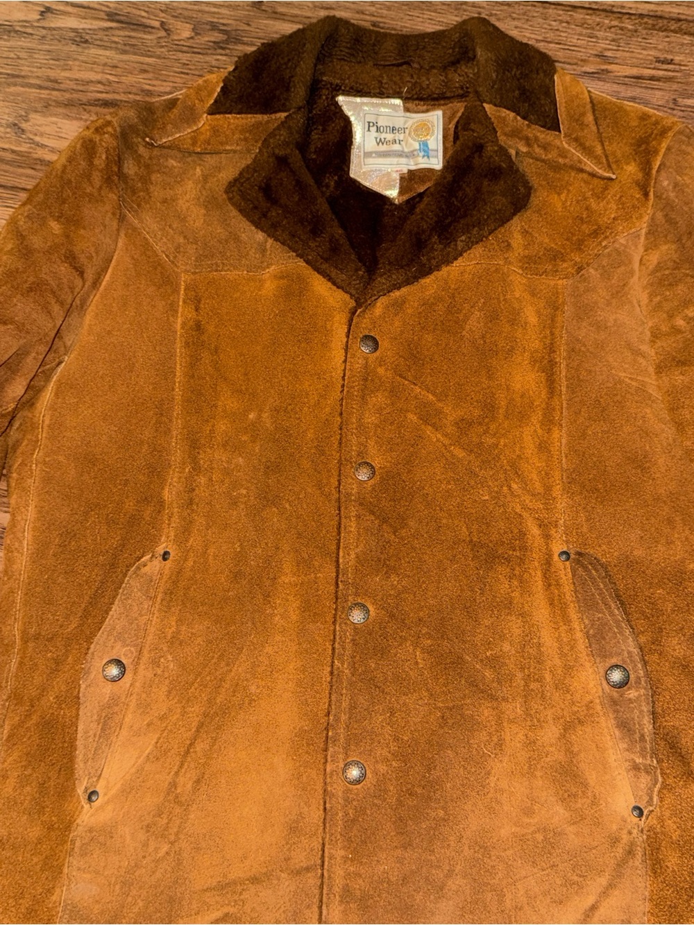 Vintage Pioneer Wear Genuine Leather Brown Men's Jacket with Fur Lining Size 40 - Picture 6 of 9